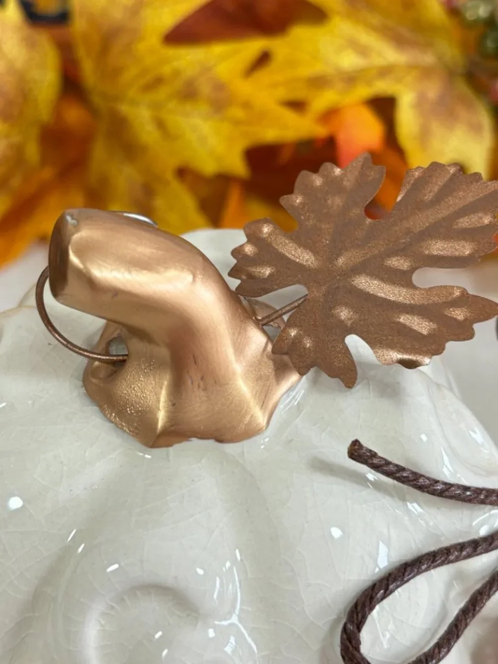 Halloween Fall Cream Crackled Ceramic Pierced Led Light Up Pumpkin Metal Leaf